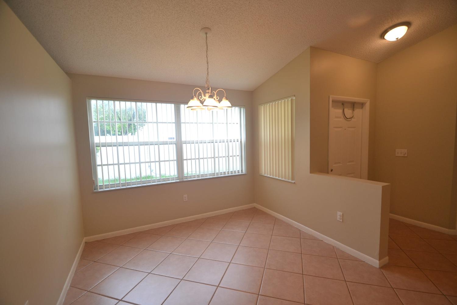 1457 NW 156th Ave photo 3