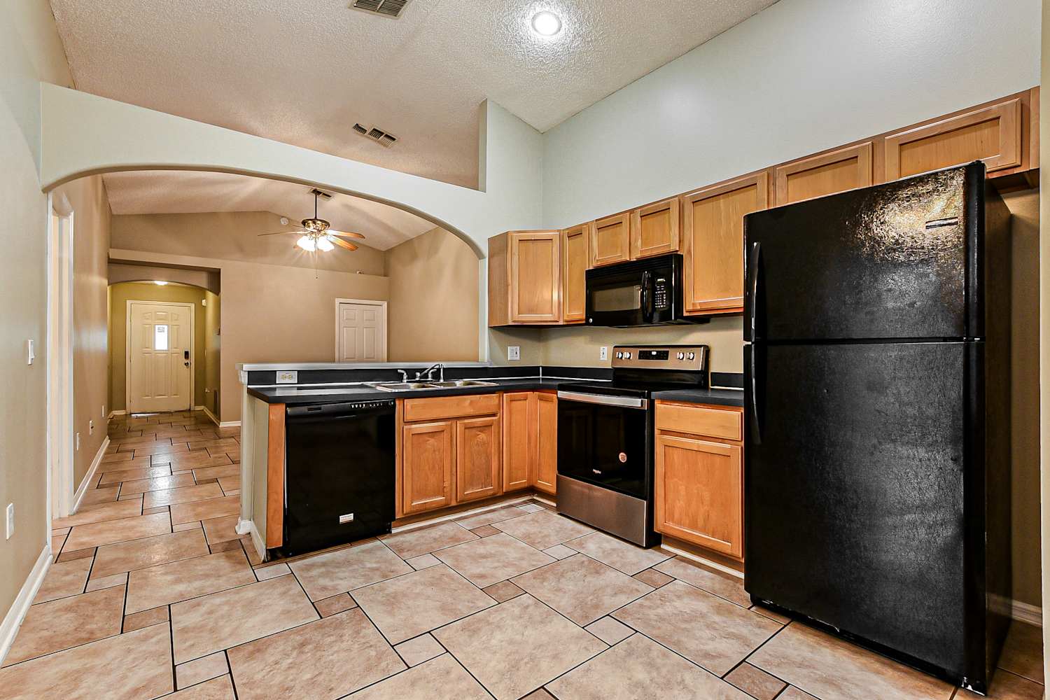 2912 Summer Winds Cir photo 5