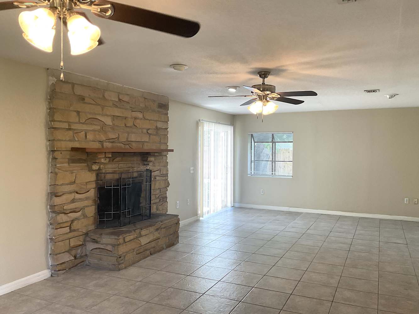 4322 Playa Ct photo 2
