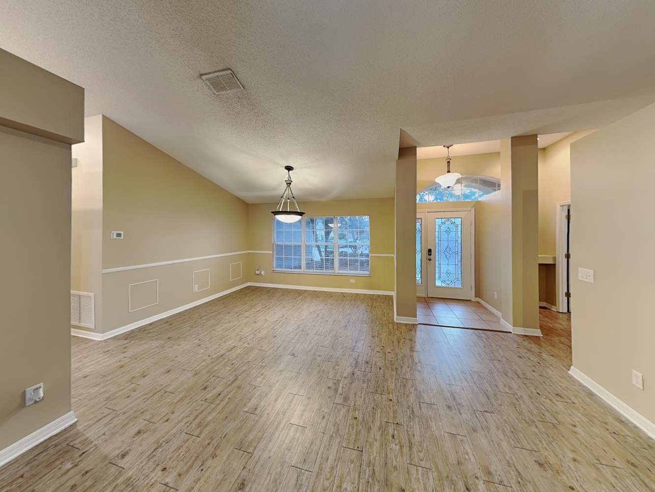 1402 Bent Oaks Blvd photo 4