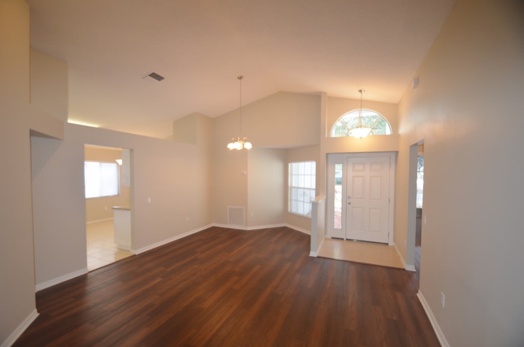 1327 Windjammer Pl photo 2