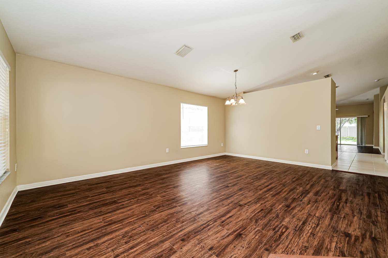 8015 Alamosa Wood Ave photo 3