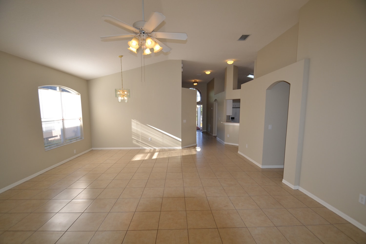 29635 Birds Eye Dr photo 2
