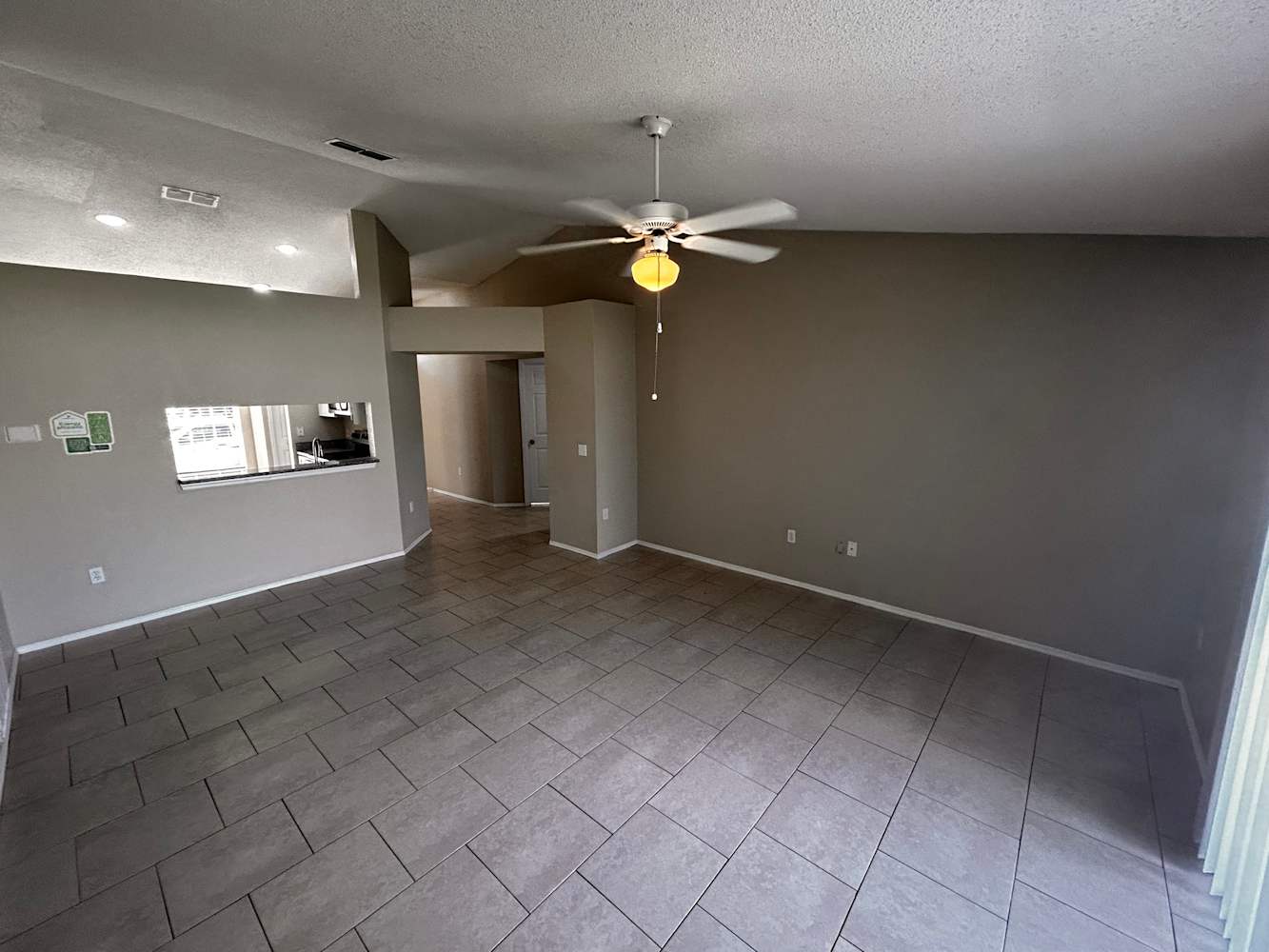 8425 Split Creek Cir photo 3