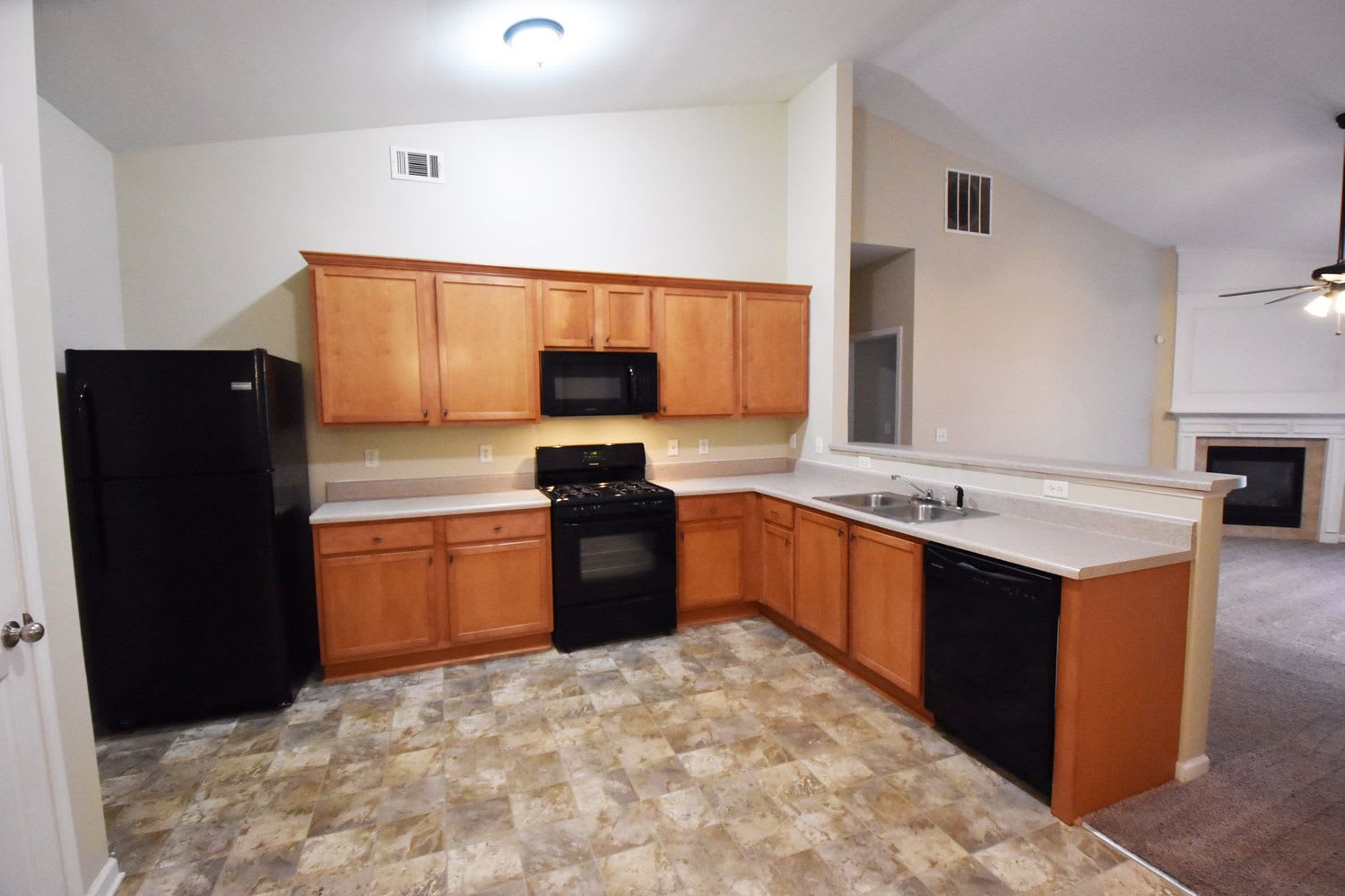 9103 Valleyview Ct photo 4