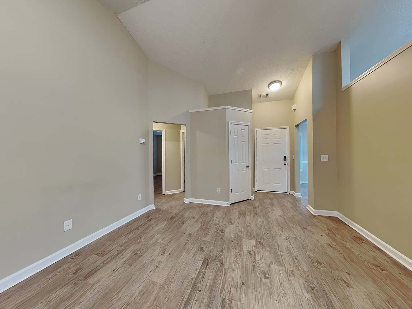 2825 Maple Vista Ln photo 4