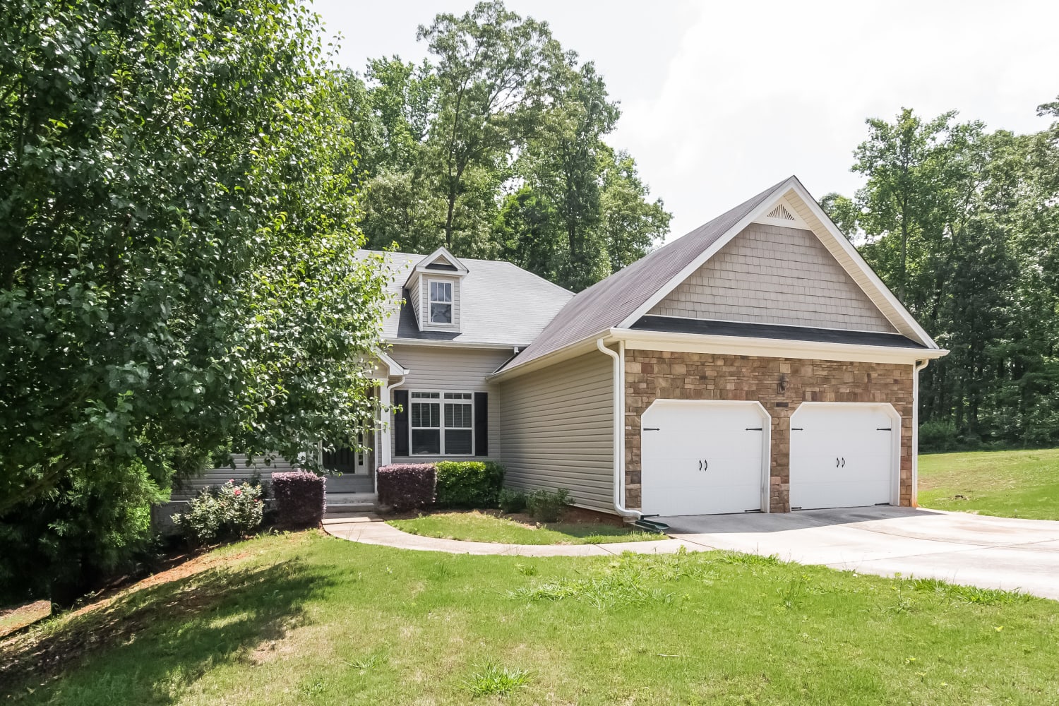 229 Meadow Pt photo 3