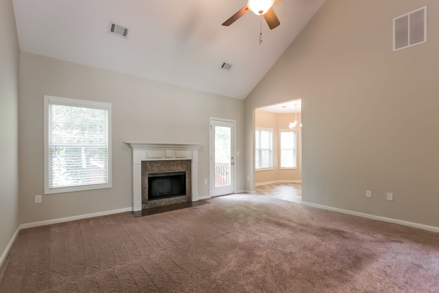 229 Meadow Pt photo 5