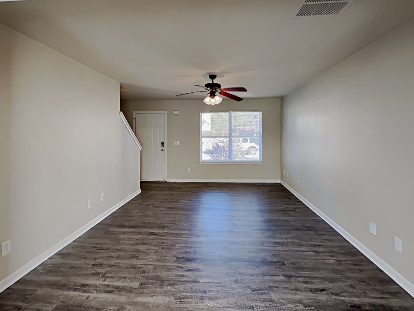117 Rockefeller Ln photo 5
