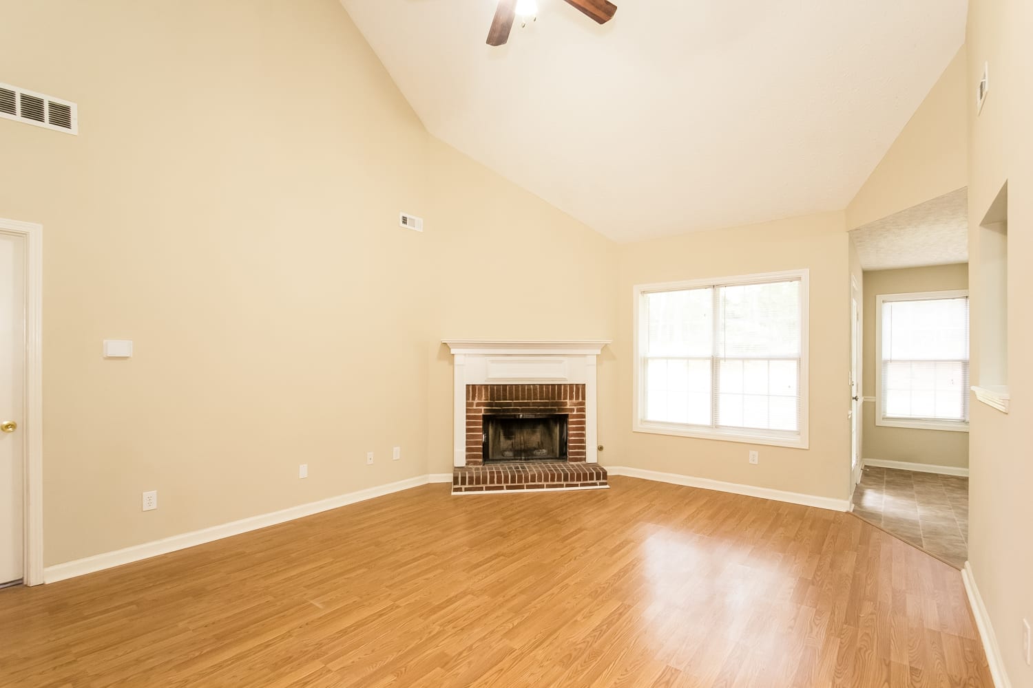 180 Eastfield Ct photo 5