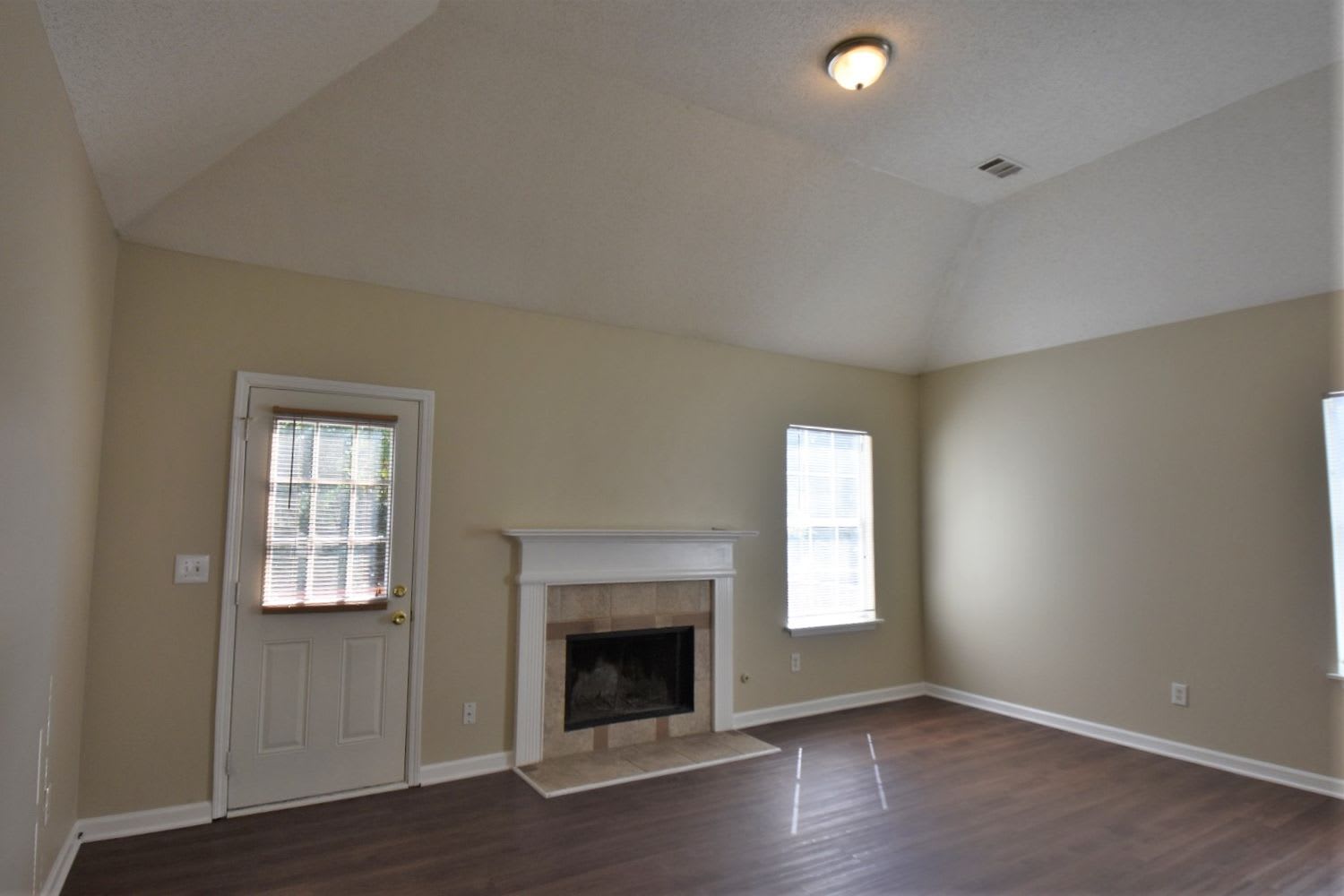 4149 Mistymorn Way photo 4