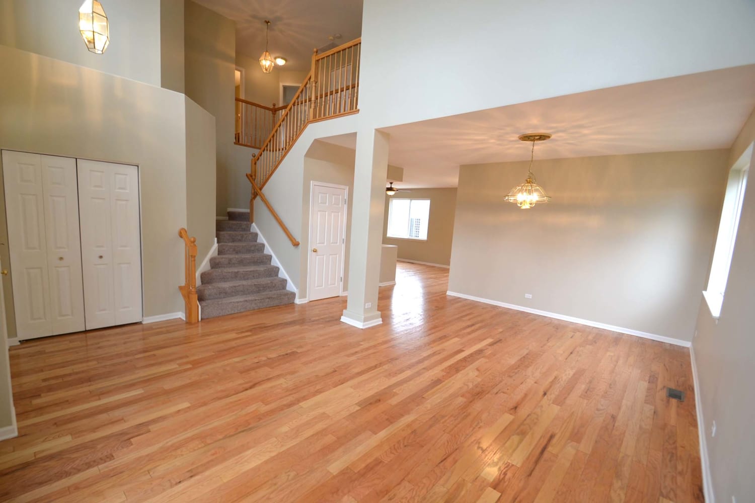 2671 Rosehall Ln photo 2