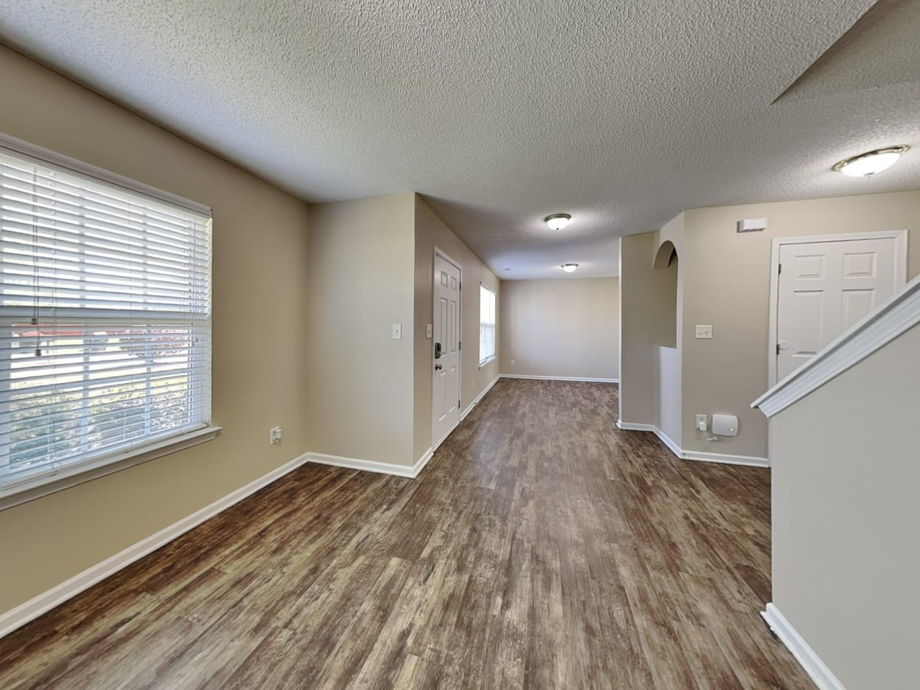 2921 Blueberry Dr photo 5