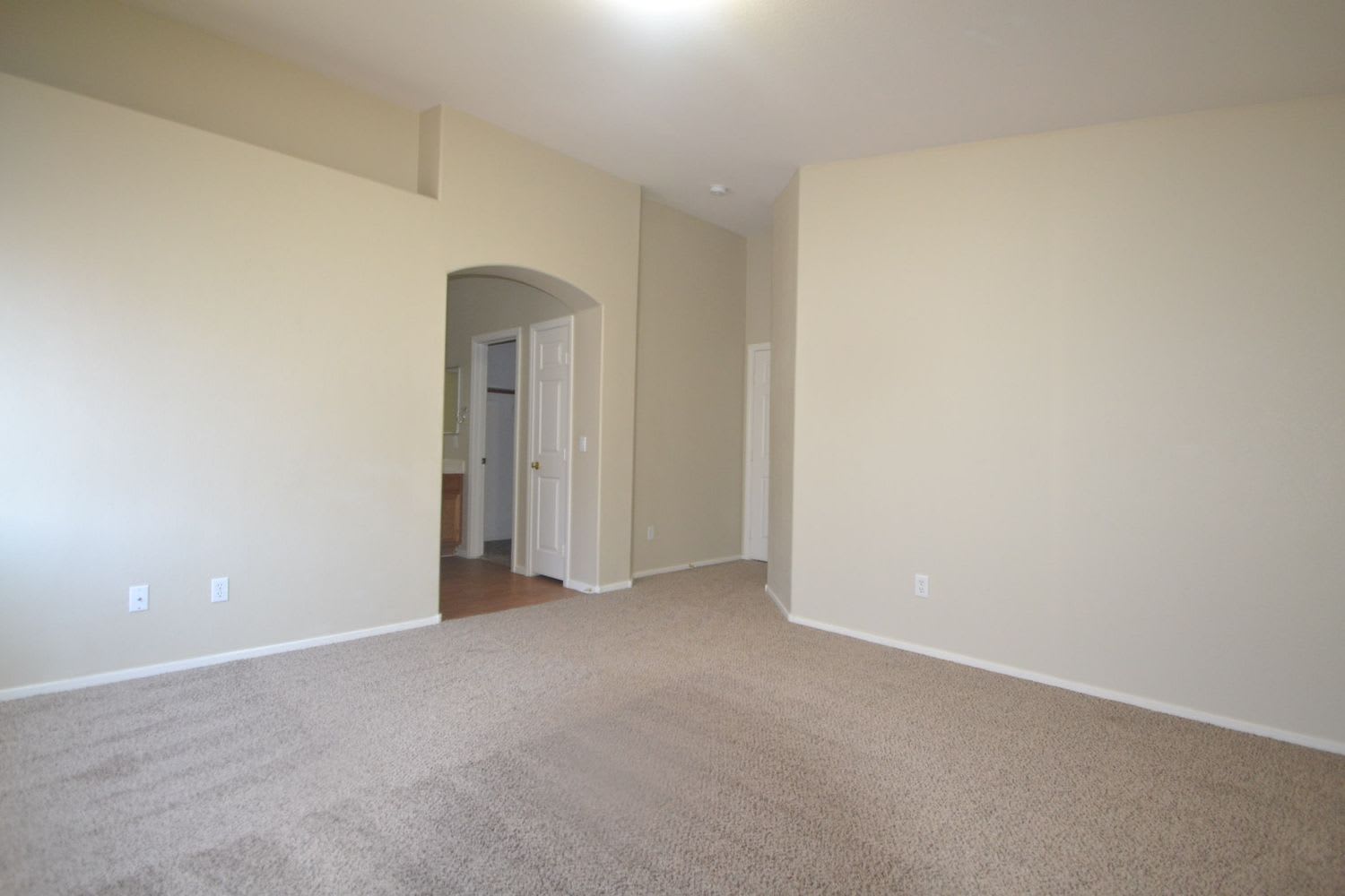 6224 Dan Blocker Ave photo 5