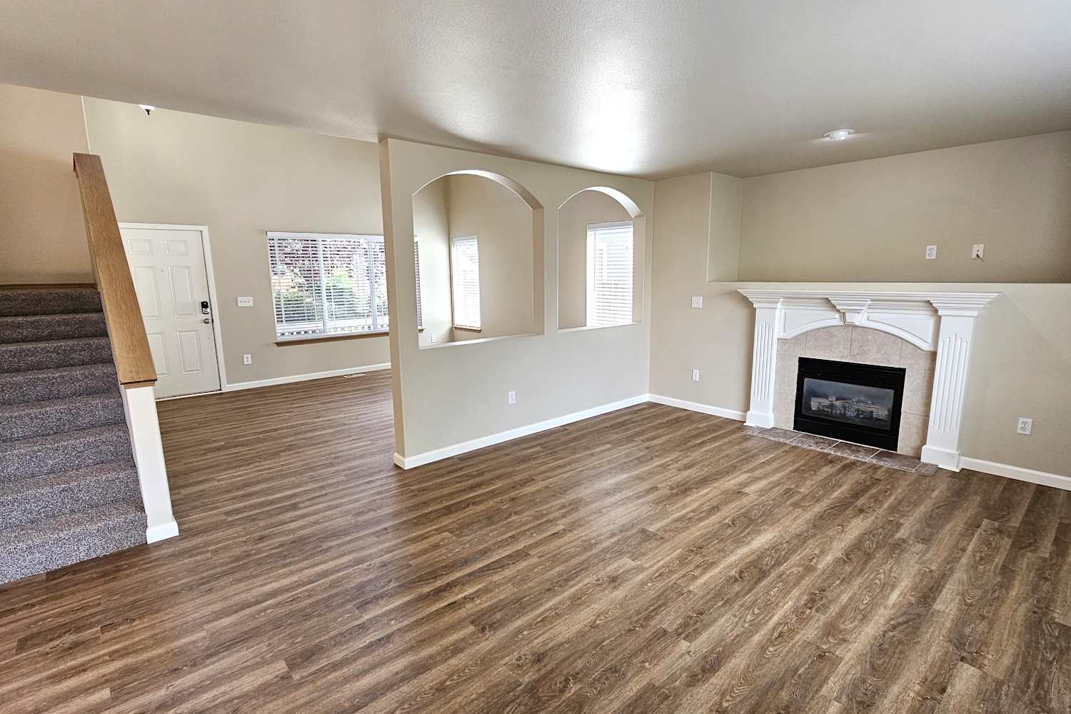 18402 28th Ave E photo 5