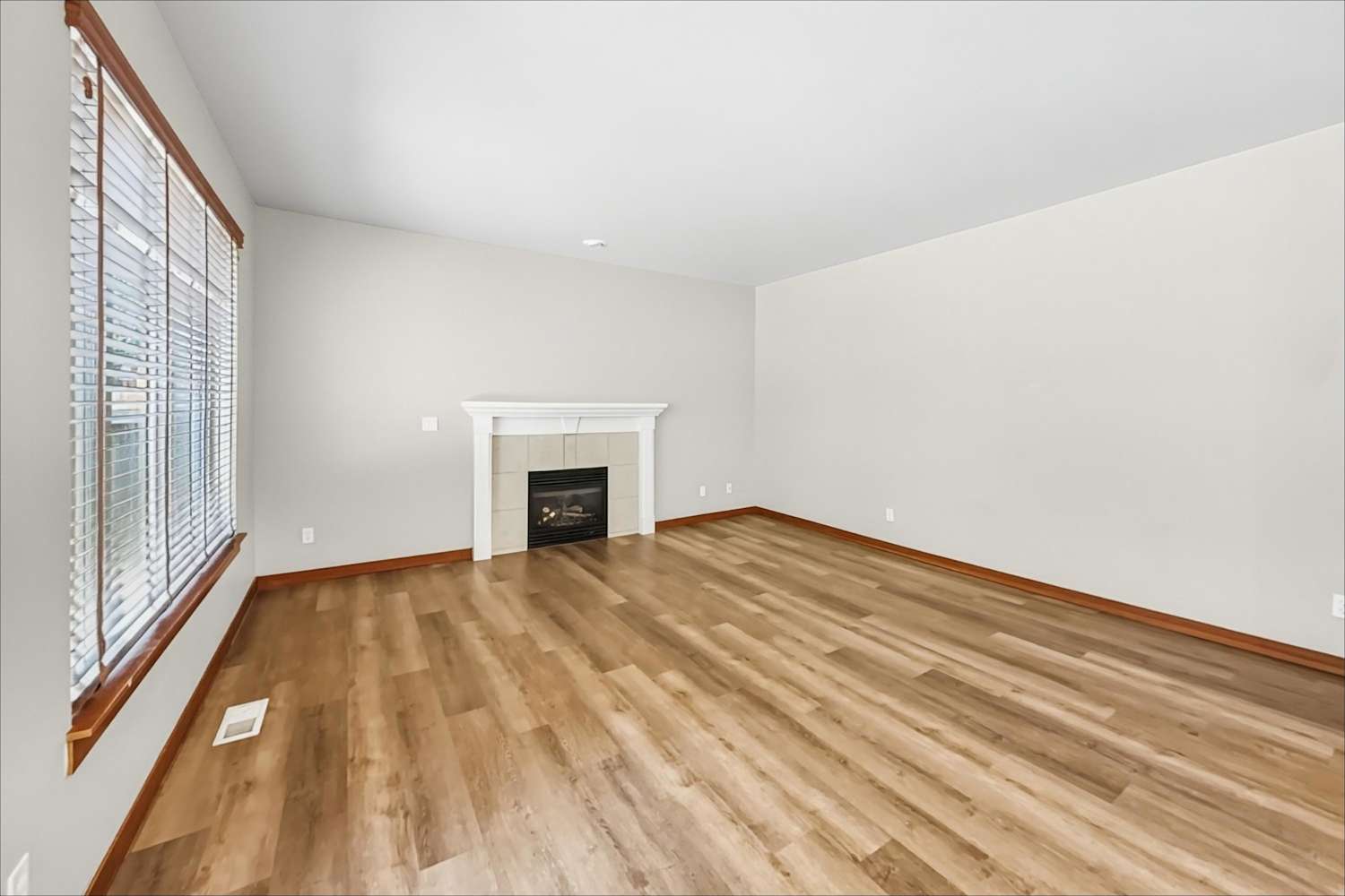 17422 14th Ave SE photo 5
