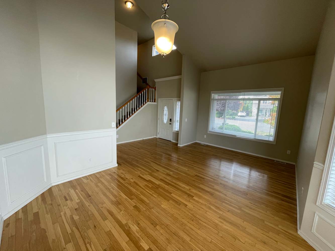 16503 136th Ave E photo 3