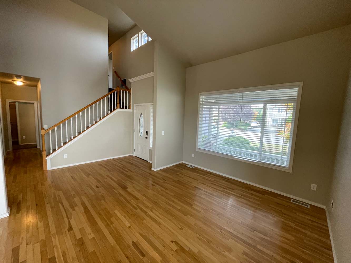 16503 136th Ave E photo 2