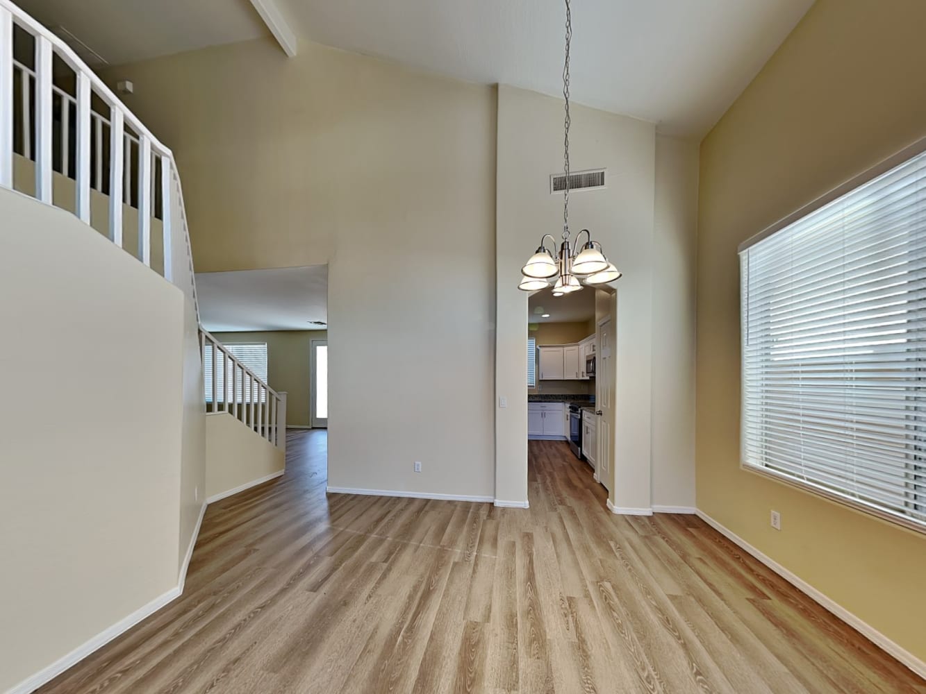 9433 W Riverside Ave photo 4