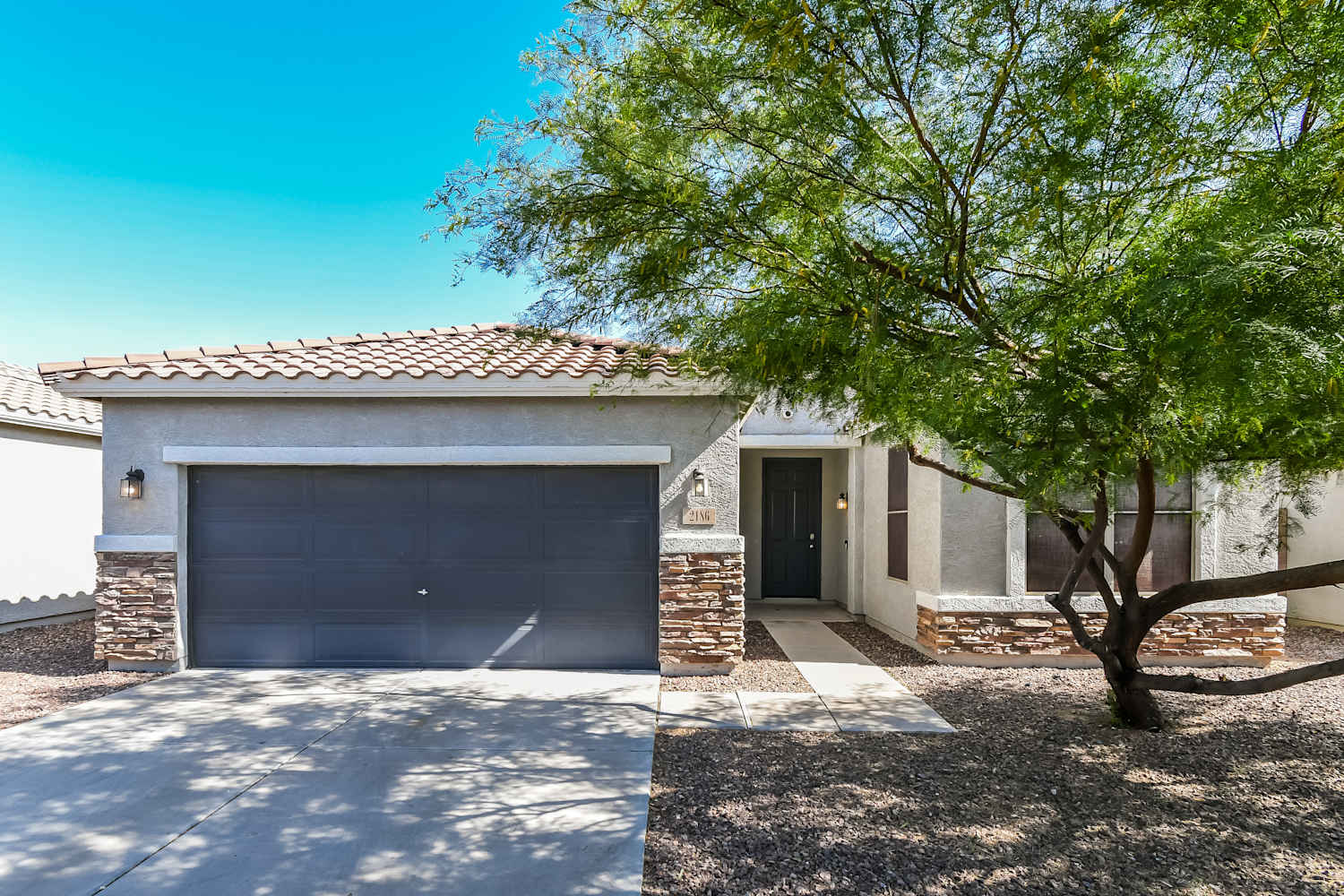 2186 W Agrarian Hills Dr San Tan Valley, AZ 85142 photo 2