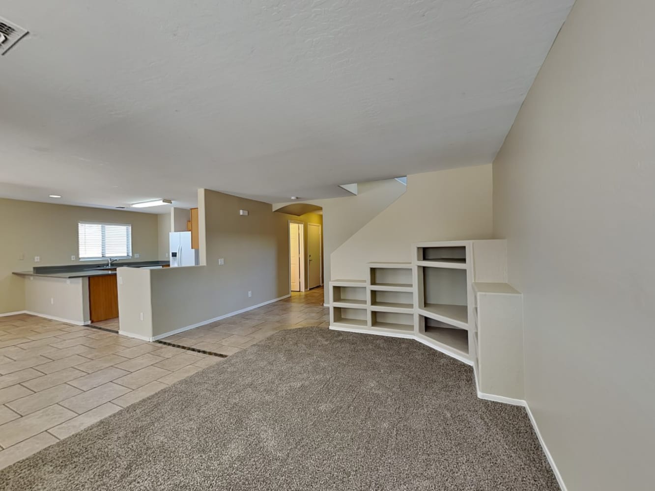 16029 W Miami St photo 4