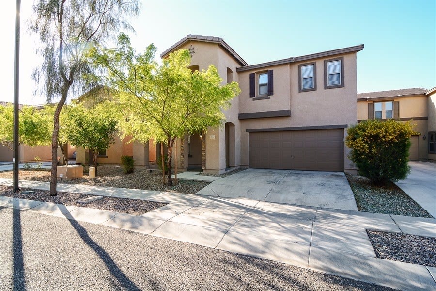 18553 W Mariposa Dr