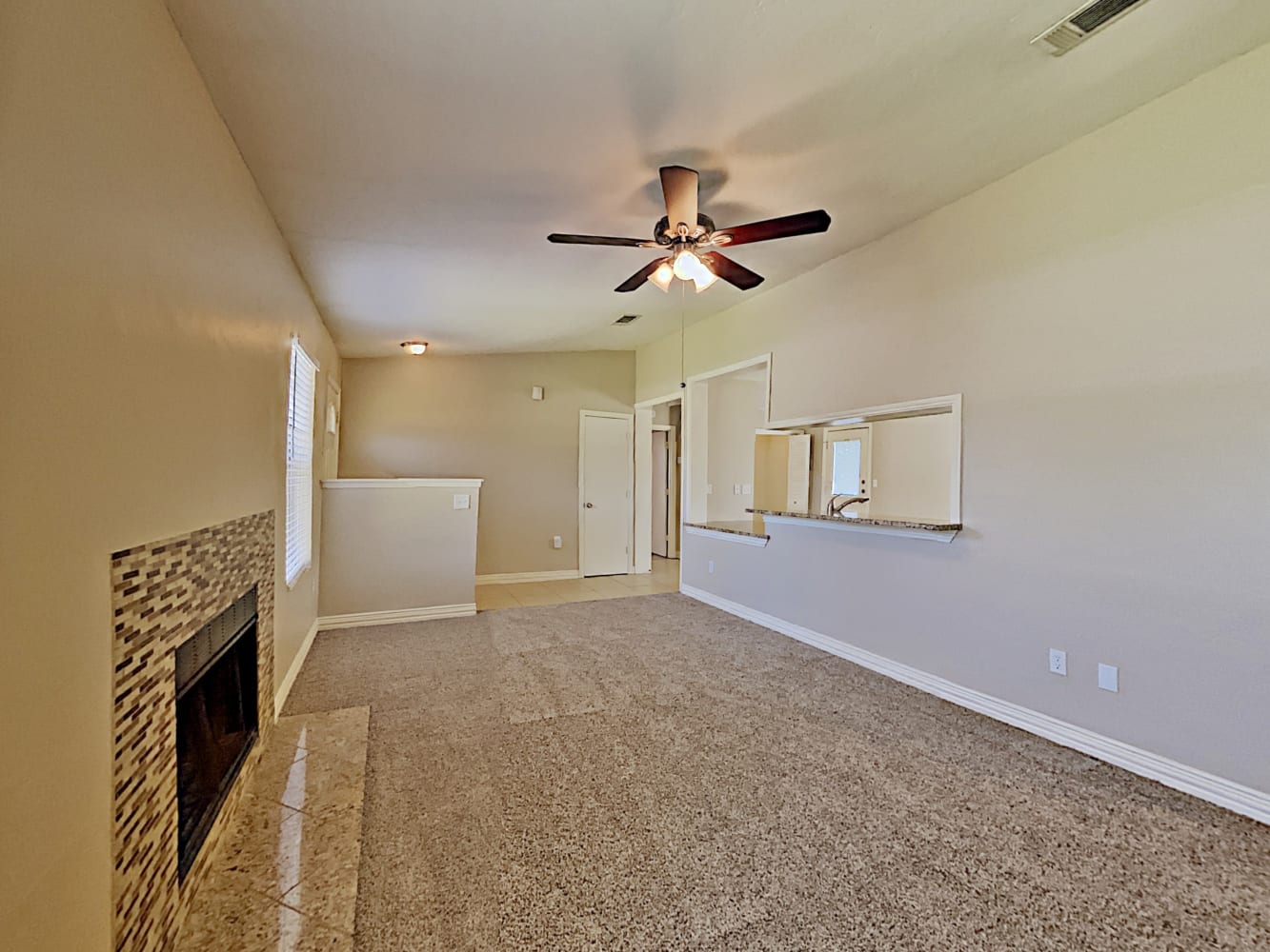 506 Plainview Dr photo 4