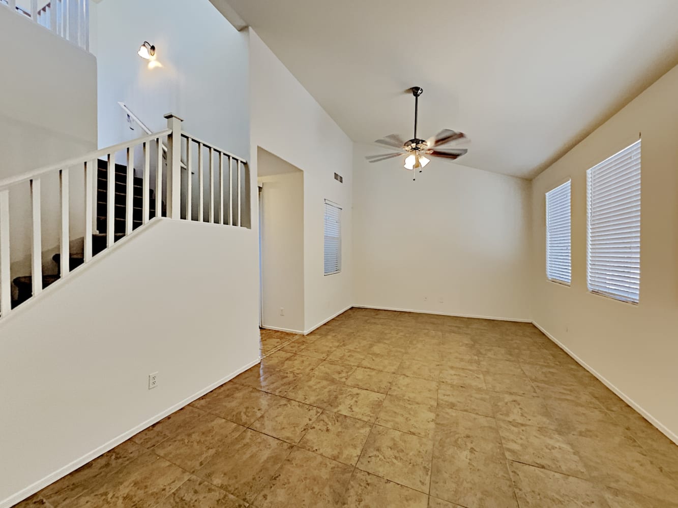 10214 E Isleta Ave photo 5