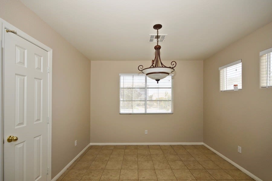 5929 Willis St photo 4