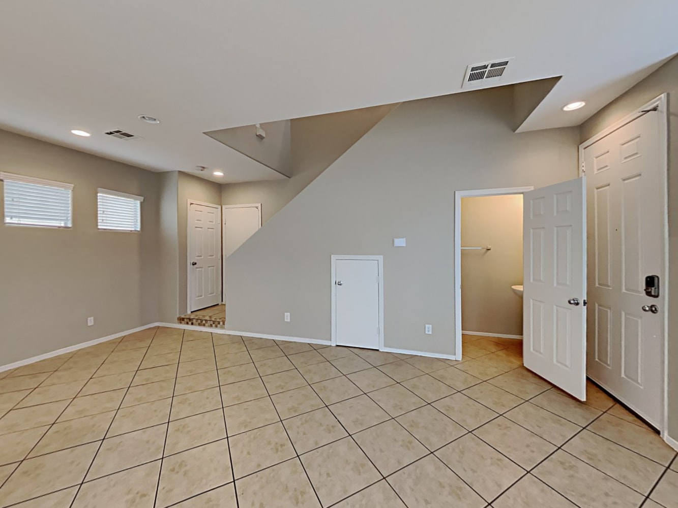 5538 Sun Prairie St photo 4