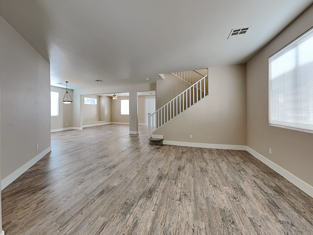 6653 Maple Mesa St photo 4
