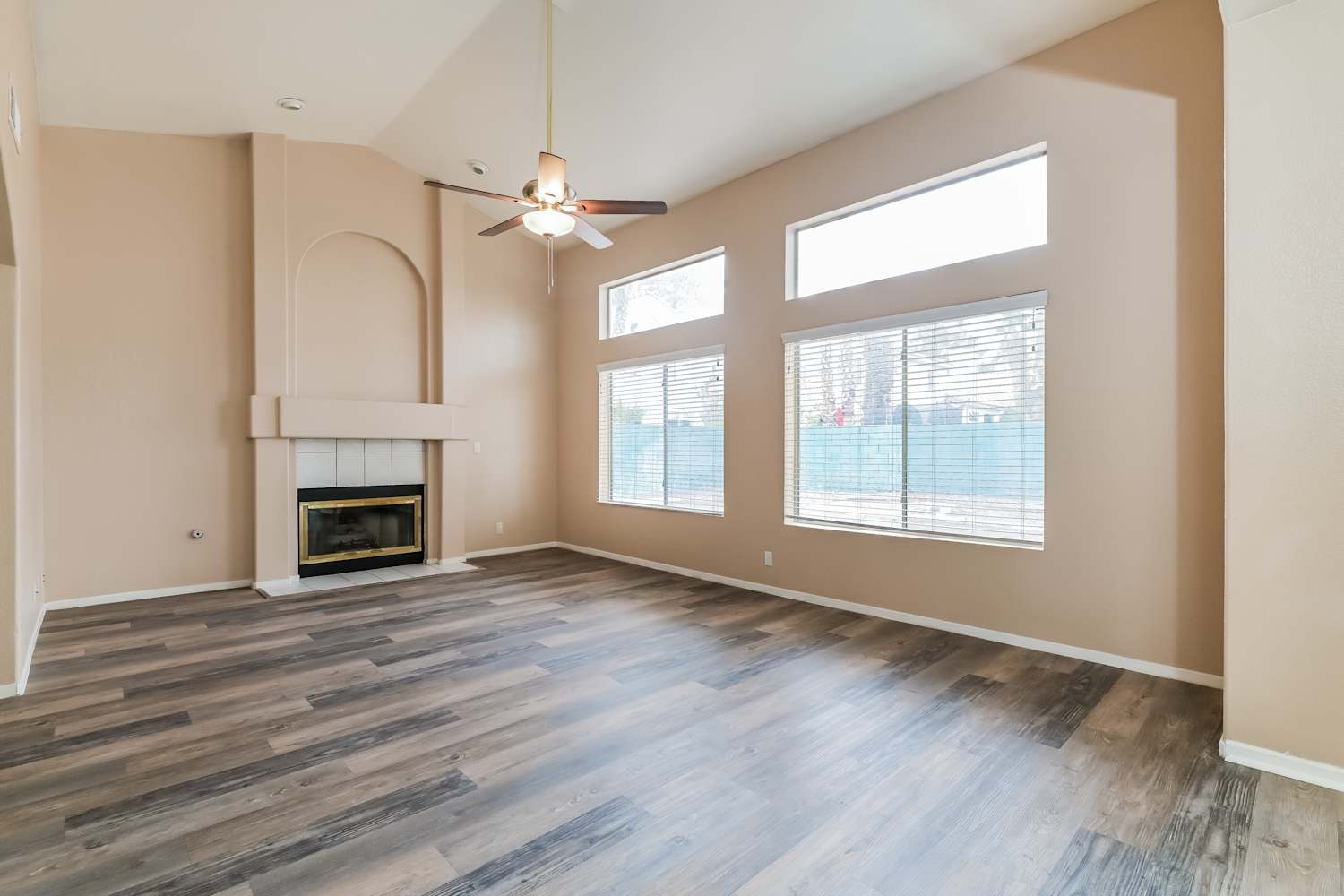 7749 Brook Valley Dr photo 3