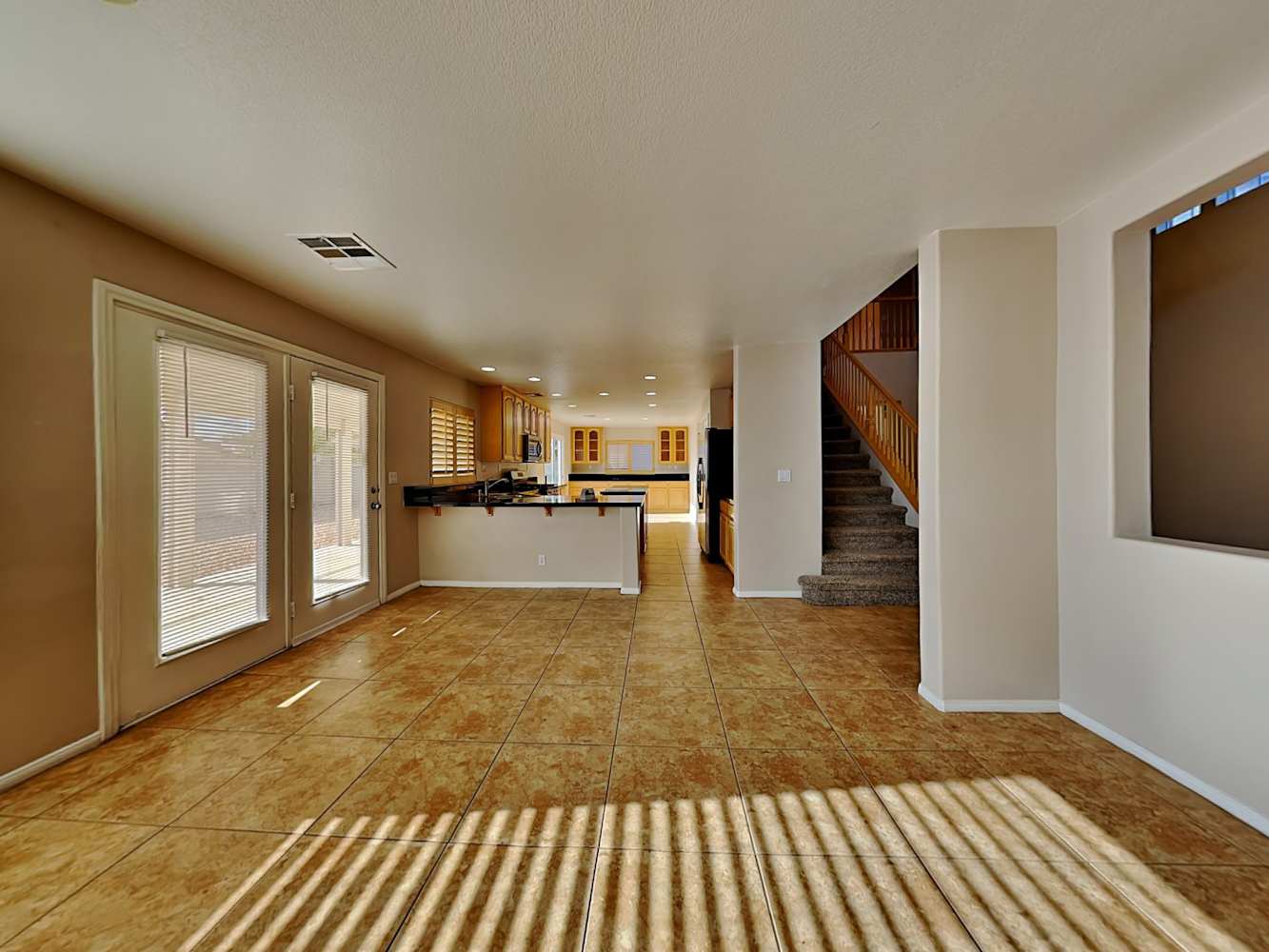 1729 Little Bow Ave photo 4