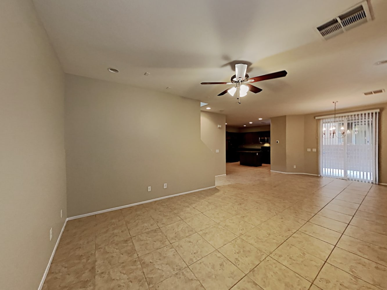 10548 Danielson Ave photo 5