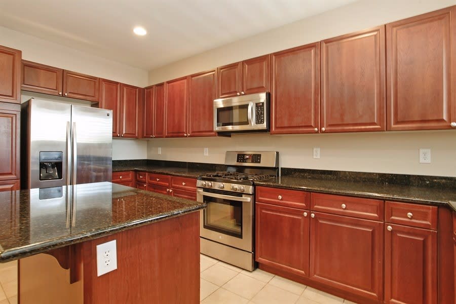 10541 Danielson Ave photo 4