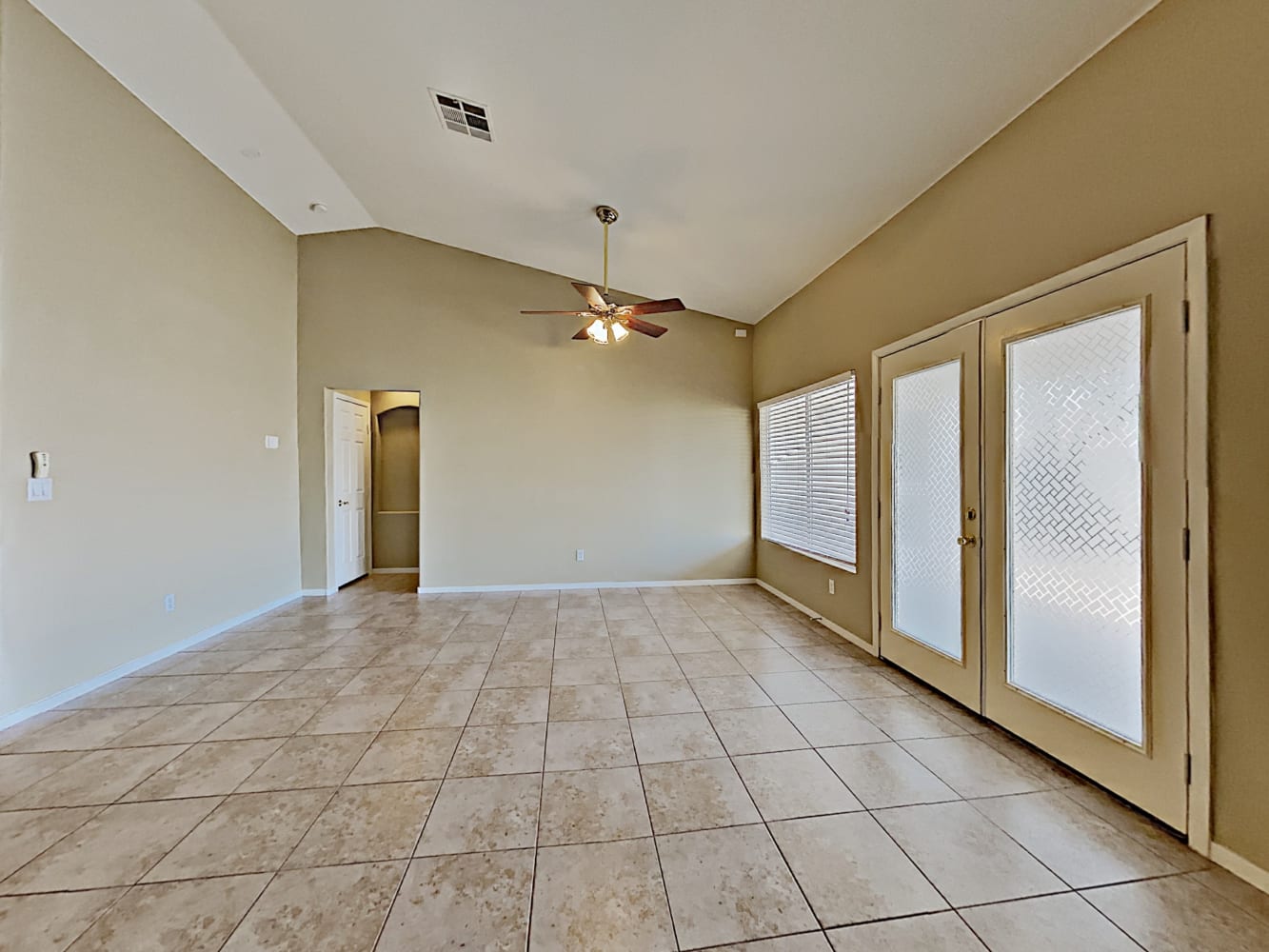 612 Grand Revere Pl photo 4