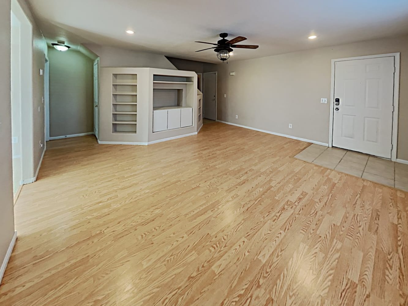 722 Booted Eagle St photo 5