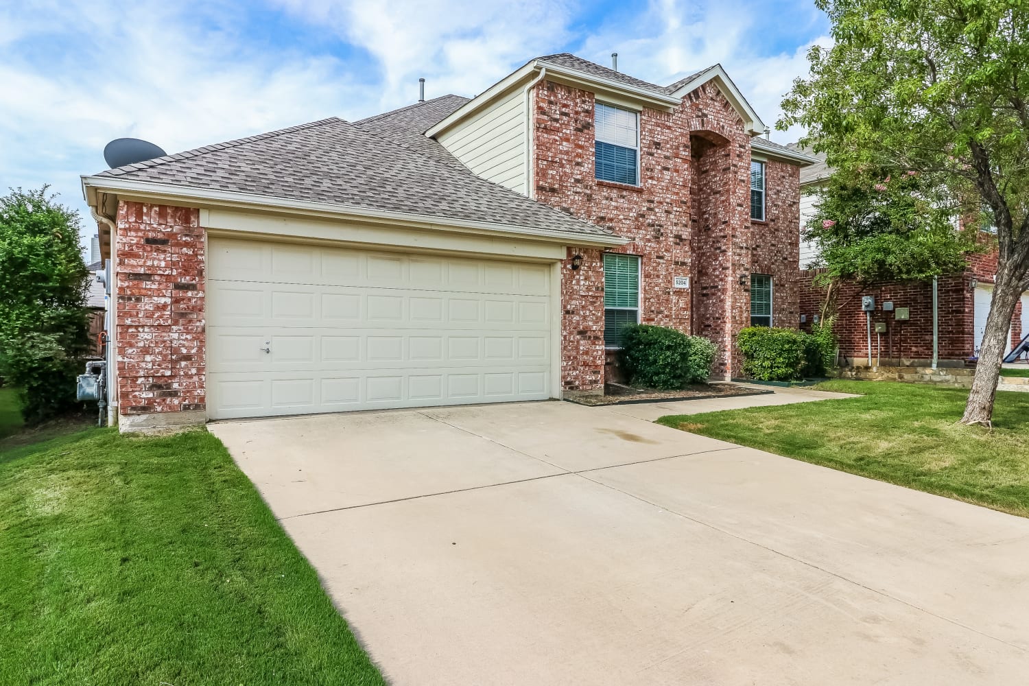 5204 Selago Dr photo 3