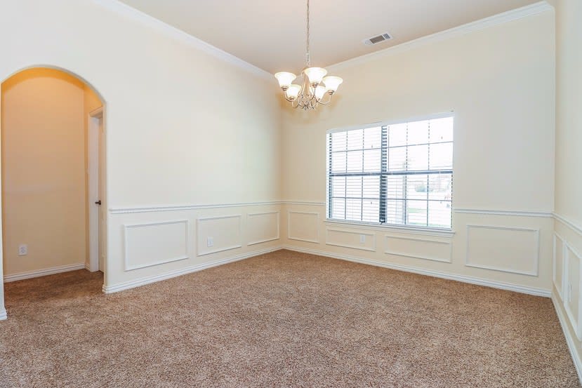 529 Meadow Hill Dr photo 3
