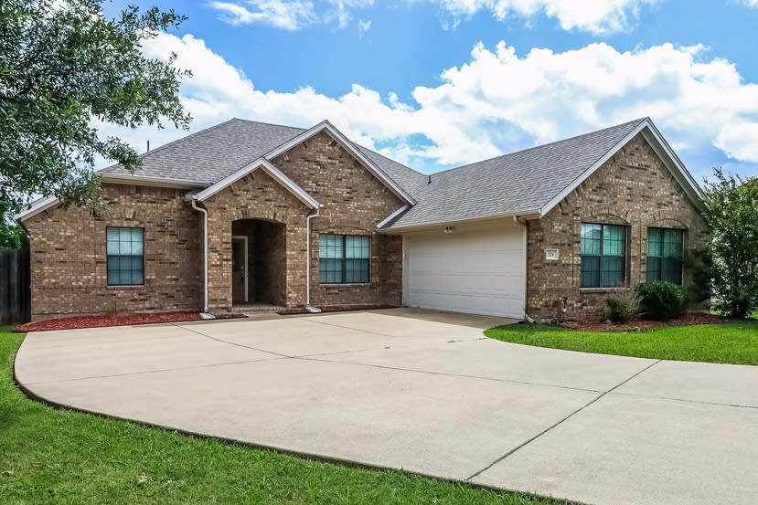 529 Meadow Hill Dr photo 2
