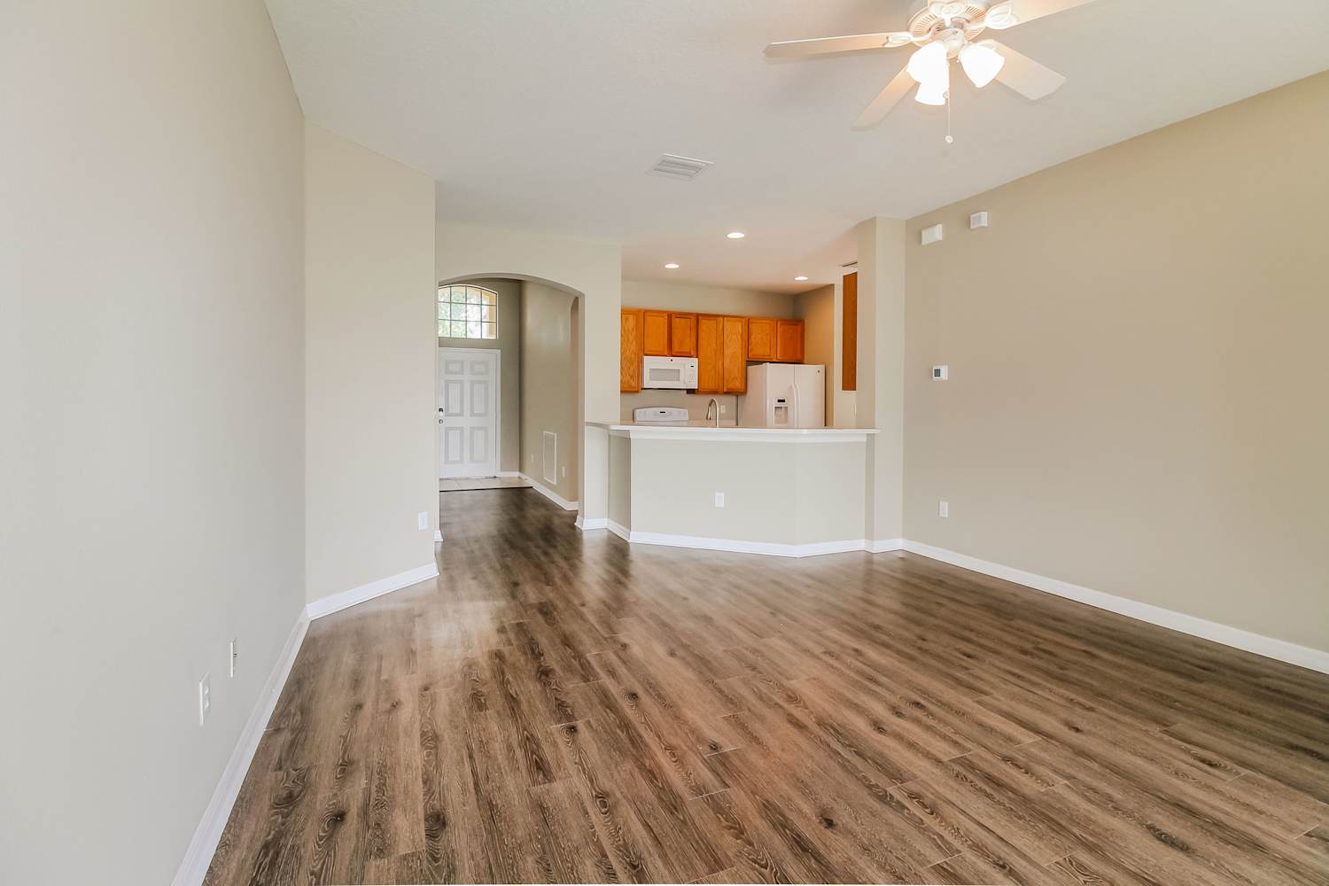 52 Fairmont Dr photo 4