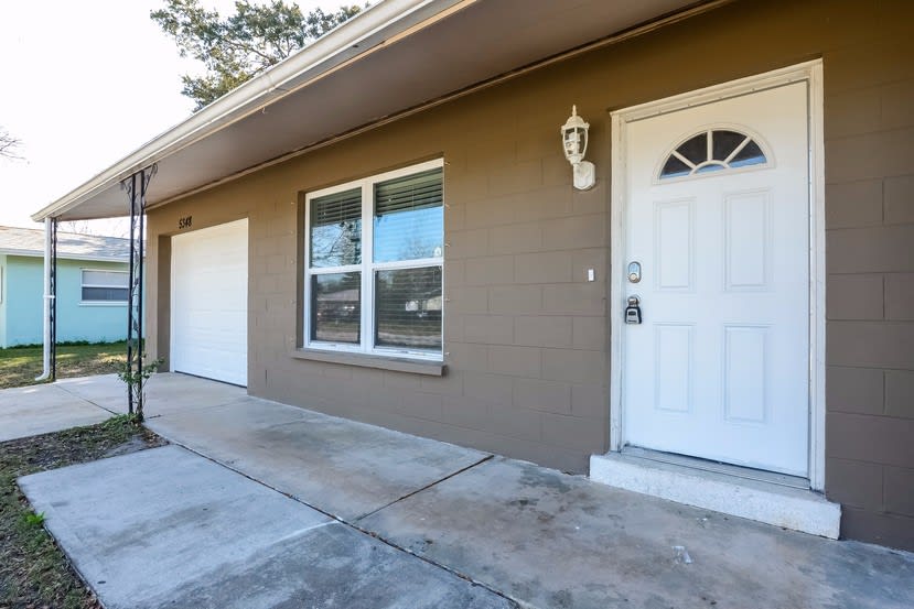 5348 Colewood Pl photo 3