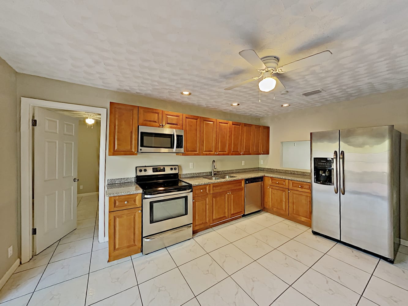 5535 Haverford Way photo 5