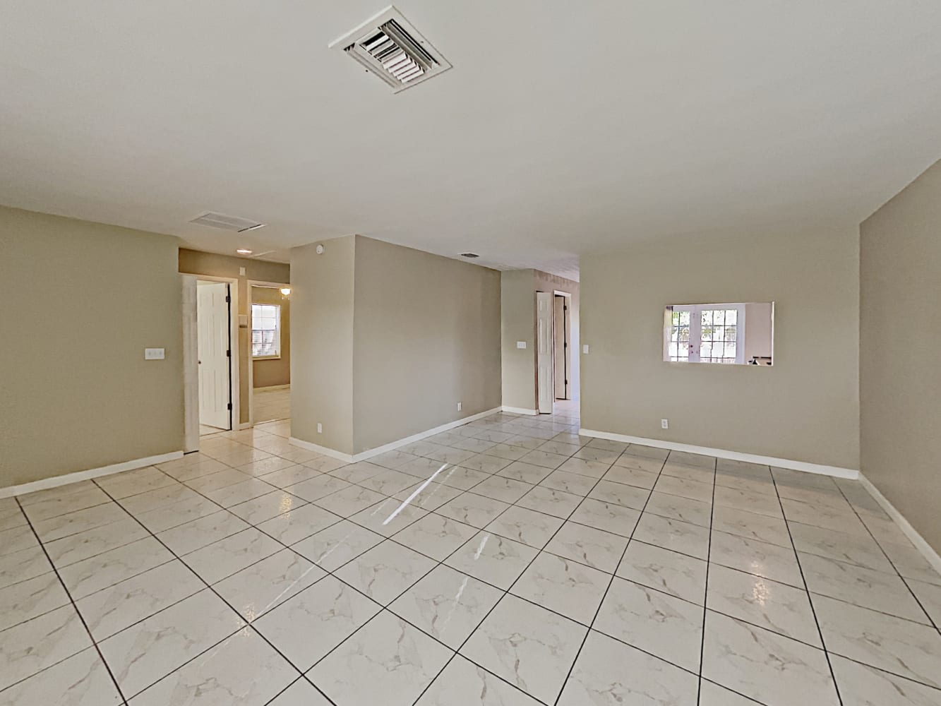5535 Haverford Way photo 3