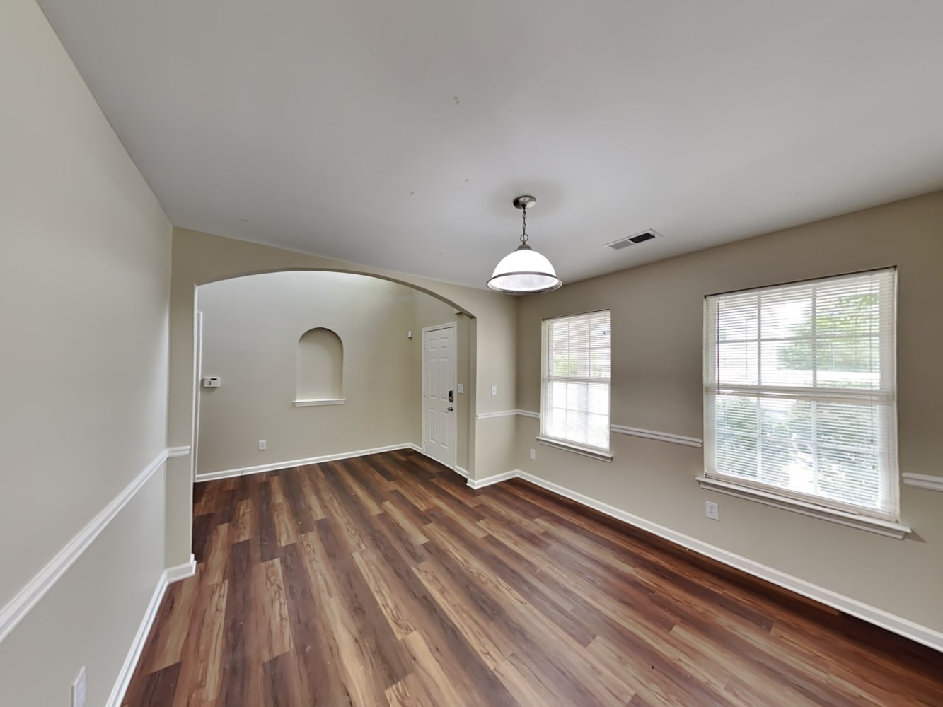 556 S Fortune Way photo 4