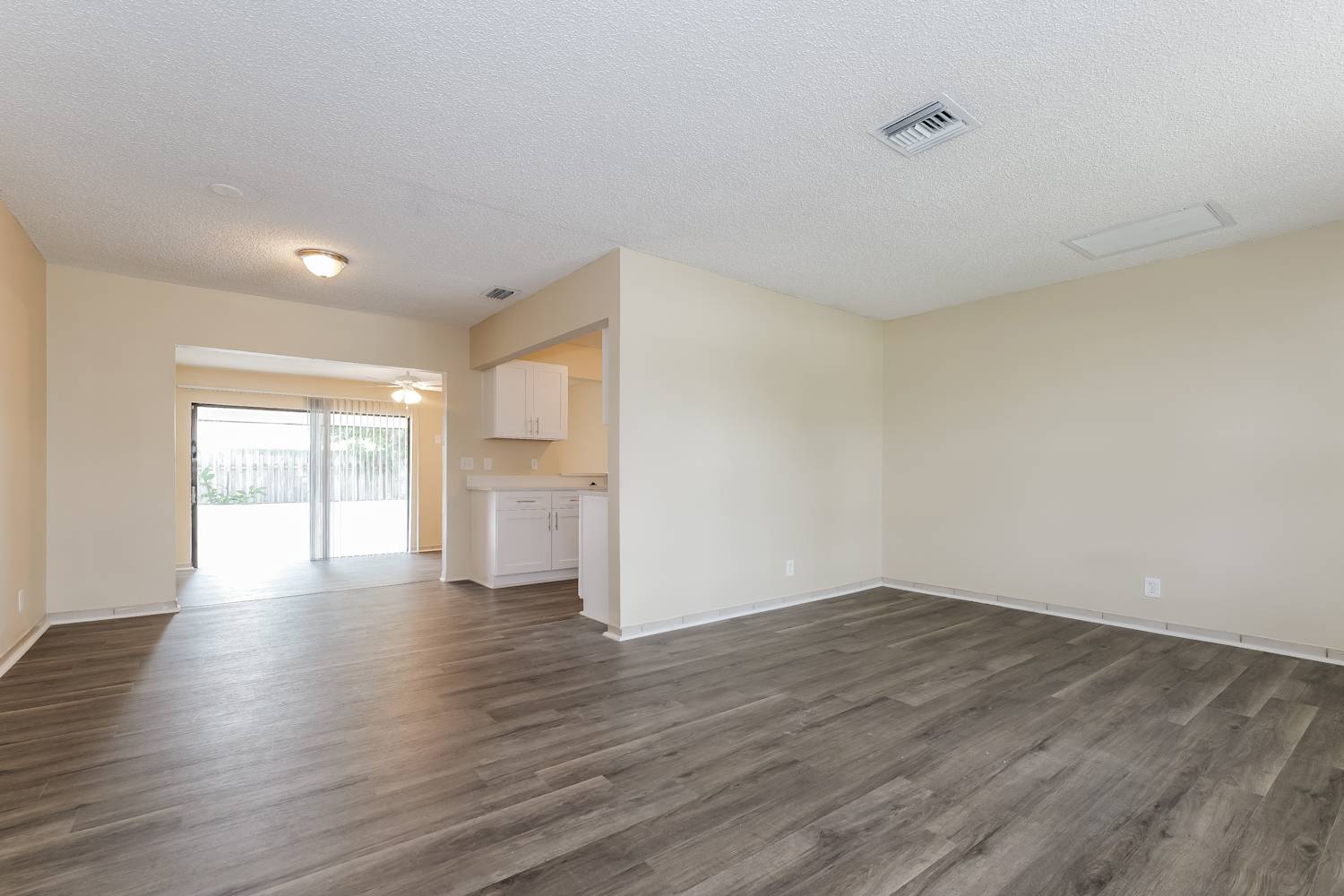 5583 Cynwyd Cir photo 4