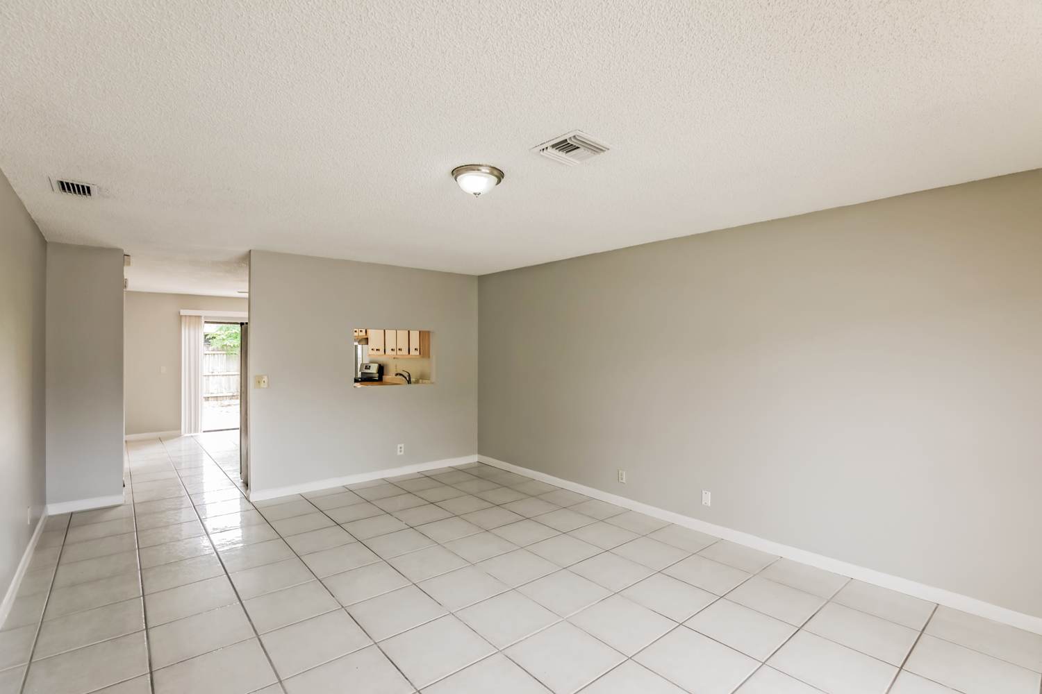 5885 Eddy Ct photo 3