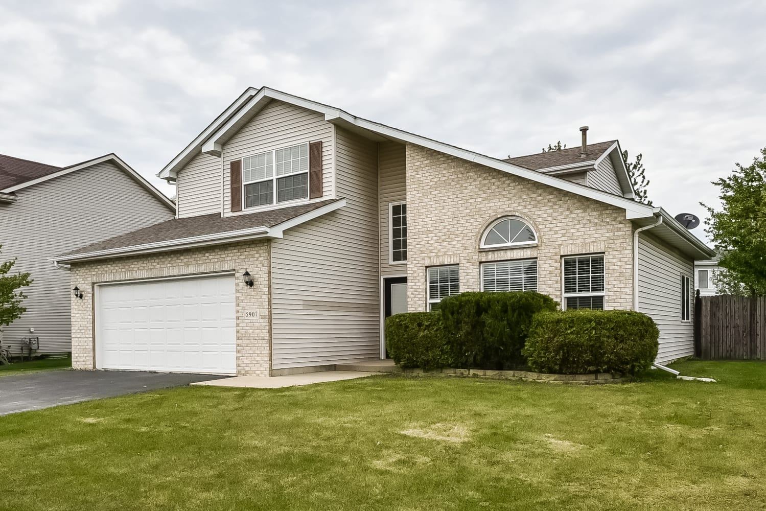 5907 Alpine Way photo 3