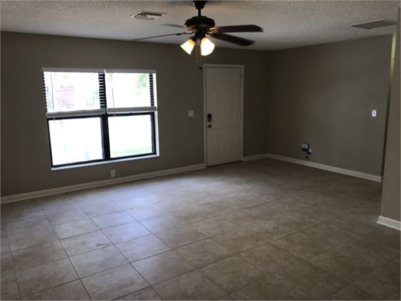 5994 Ithaca Cir W photo 2