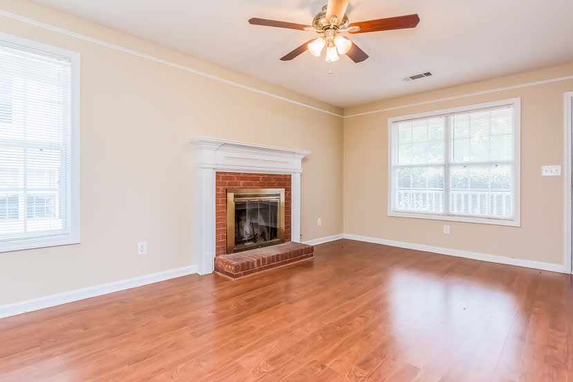 5996 Zane Ct photo 5